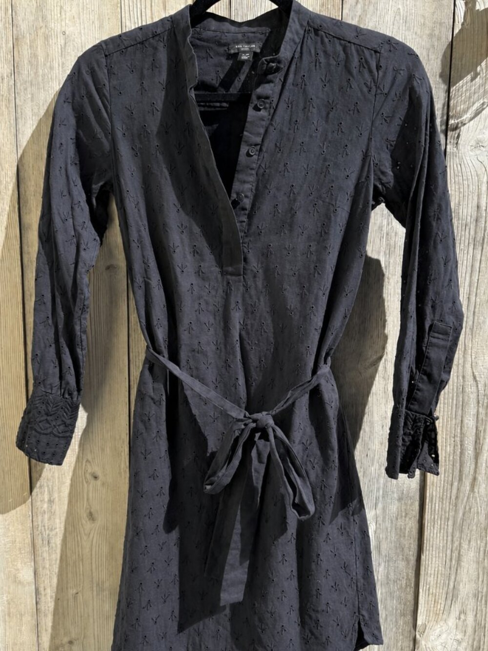 Ann Taylor Petite Black Eyelet Belted Shirt Dress – XXSP